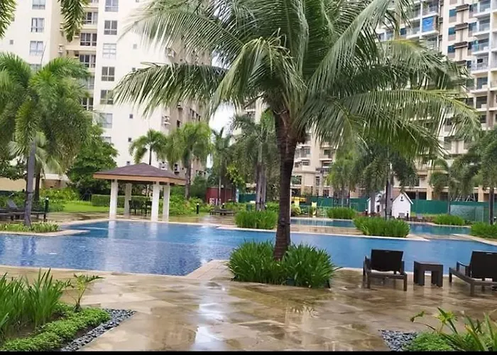 Condotels Near Sucat Skyway Appartement Manille